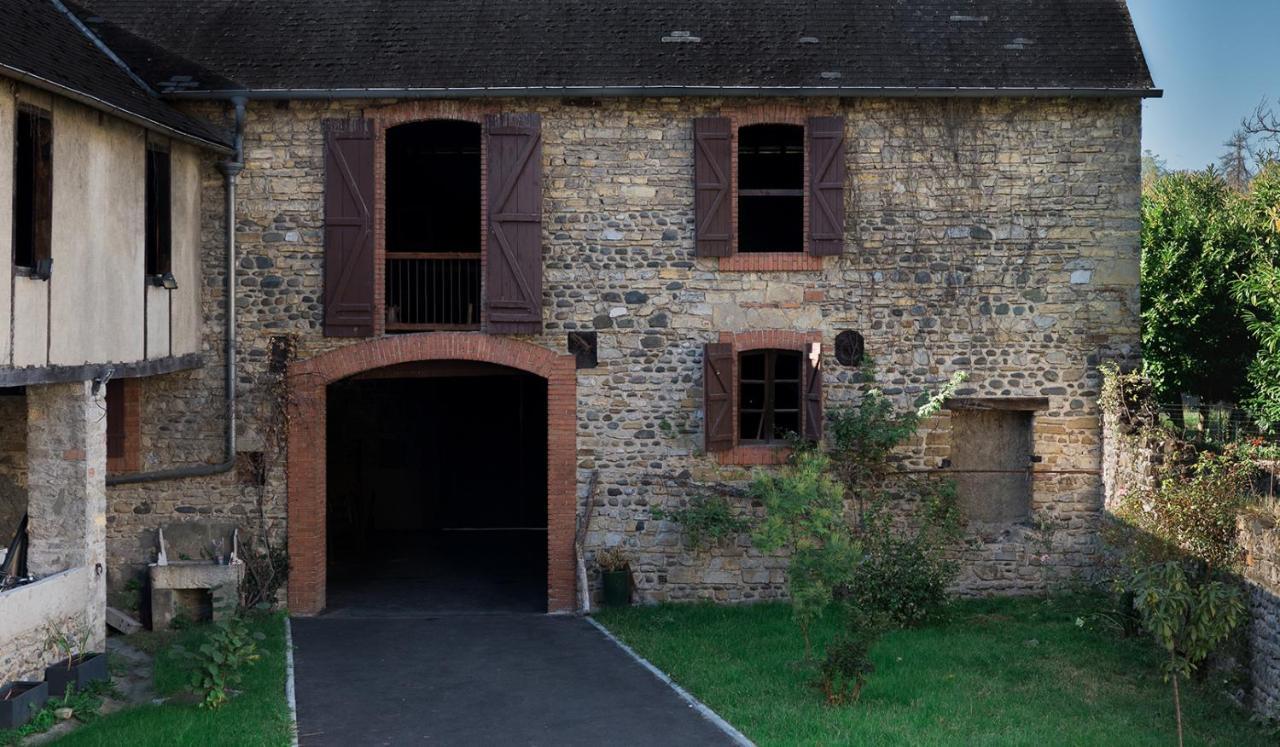 Les 3 Berets Chambres D'Hotes Oloron-Sainte-Marie Luaran gambar